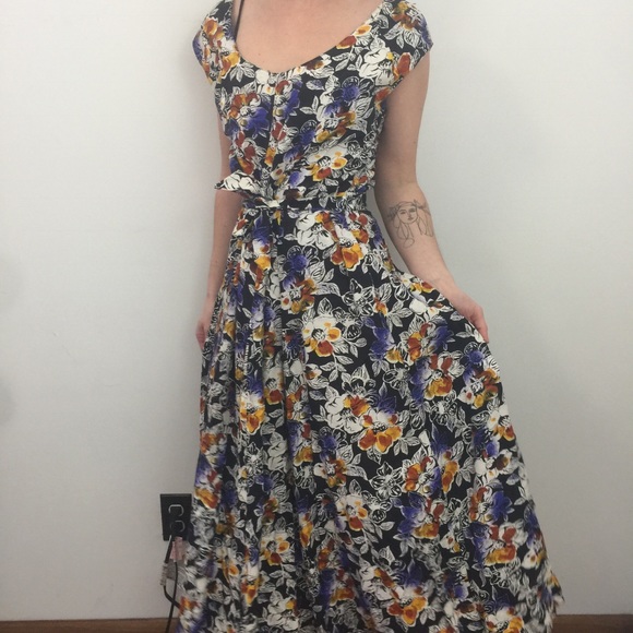 Alberto Makali Dresses & Skirts - Vintage Alberto Makali Floral Boho Maxi Dress